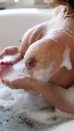 Imagem da acompanhante Letícia Camargo