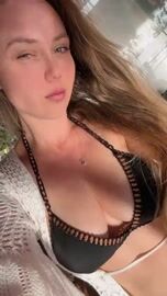 Imagem da acompanhante Carol Schneider